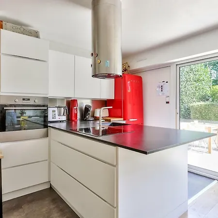 Apartment Large With Terrace *nantes* Nantes